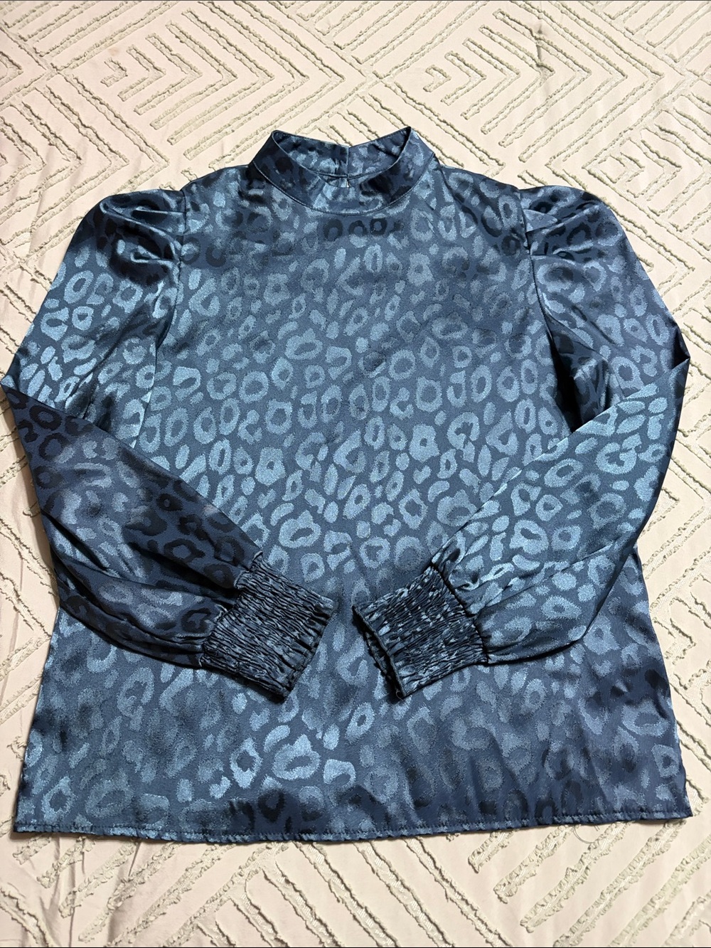 SHEIN Blue/Green Satin High-Neck Leopard Print Blouse